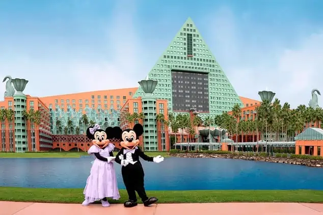 front of Disney World Swan hotel that is bookable with marriott points