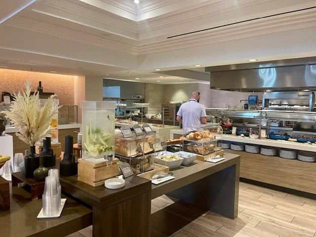 Picture of Hyatt Regency Coconut Point breakfast buffet.