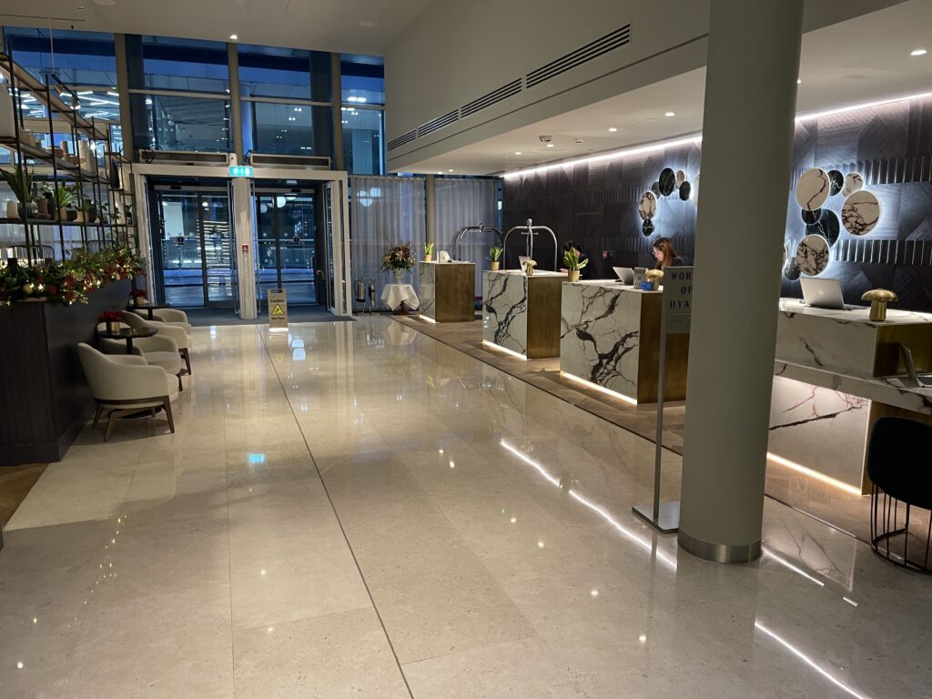 Hyatt Regency London Blackfriars lobby.